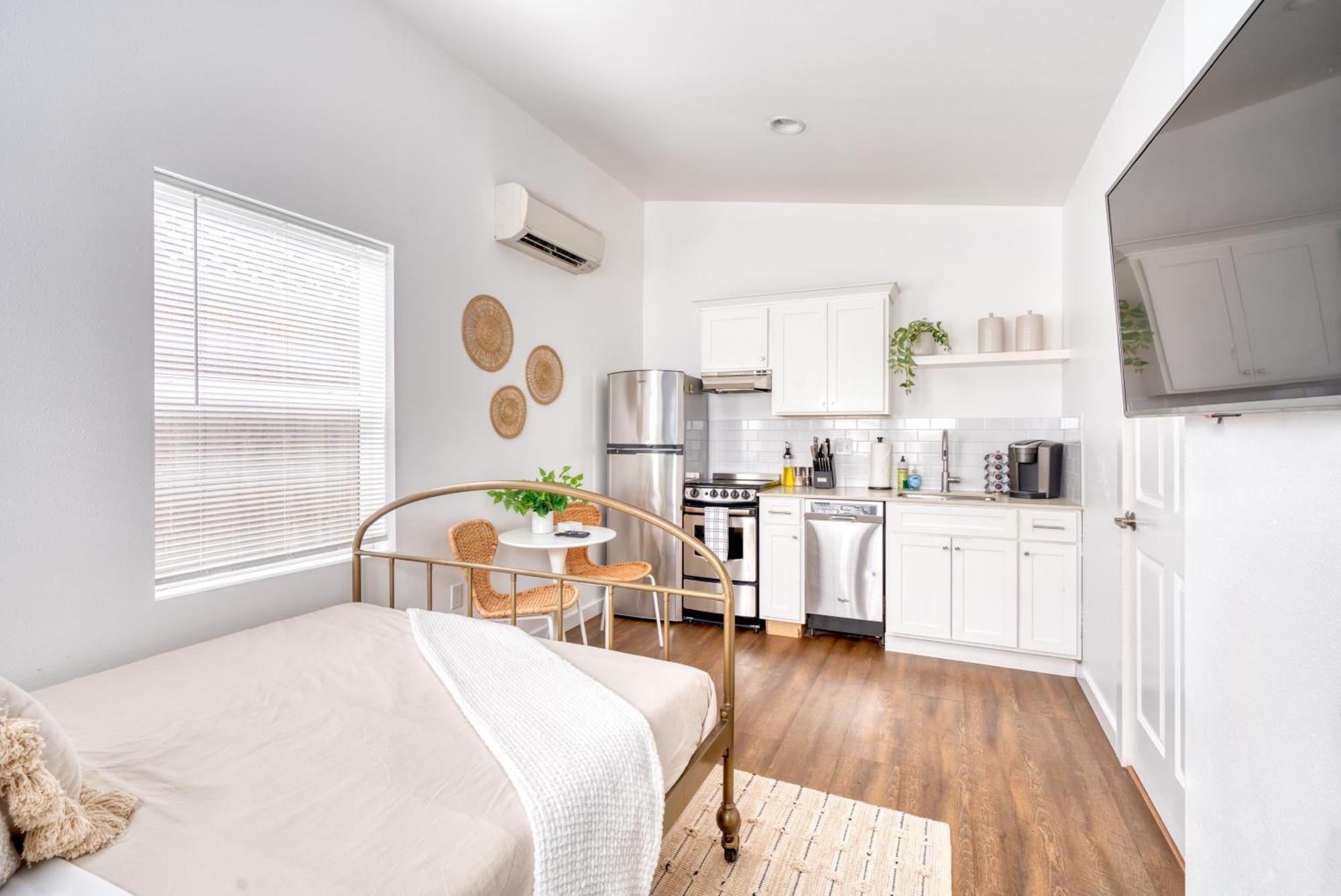 Stay Portland - Beach Vibes Getaway Near Burnside & Laurelhurst! Exterior photo